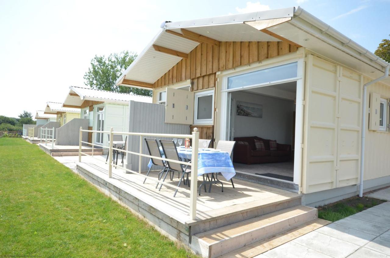 Premium Lake Lodges Chichester Zewnętrze zdjęcie